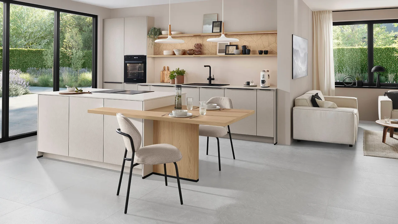 csm_604_look_g1_f49304a596 Un showroom de cuisines